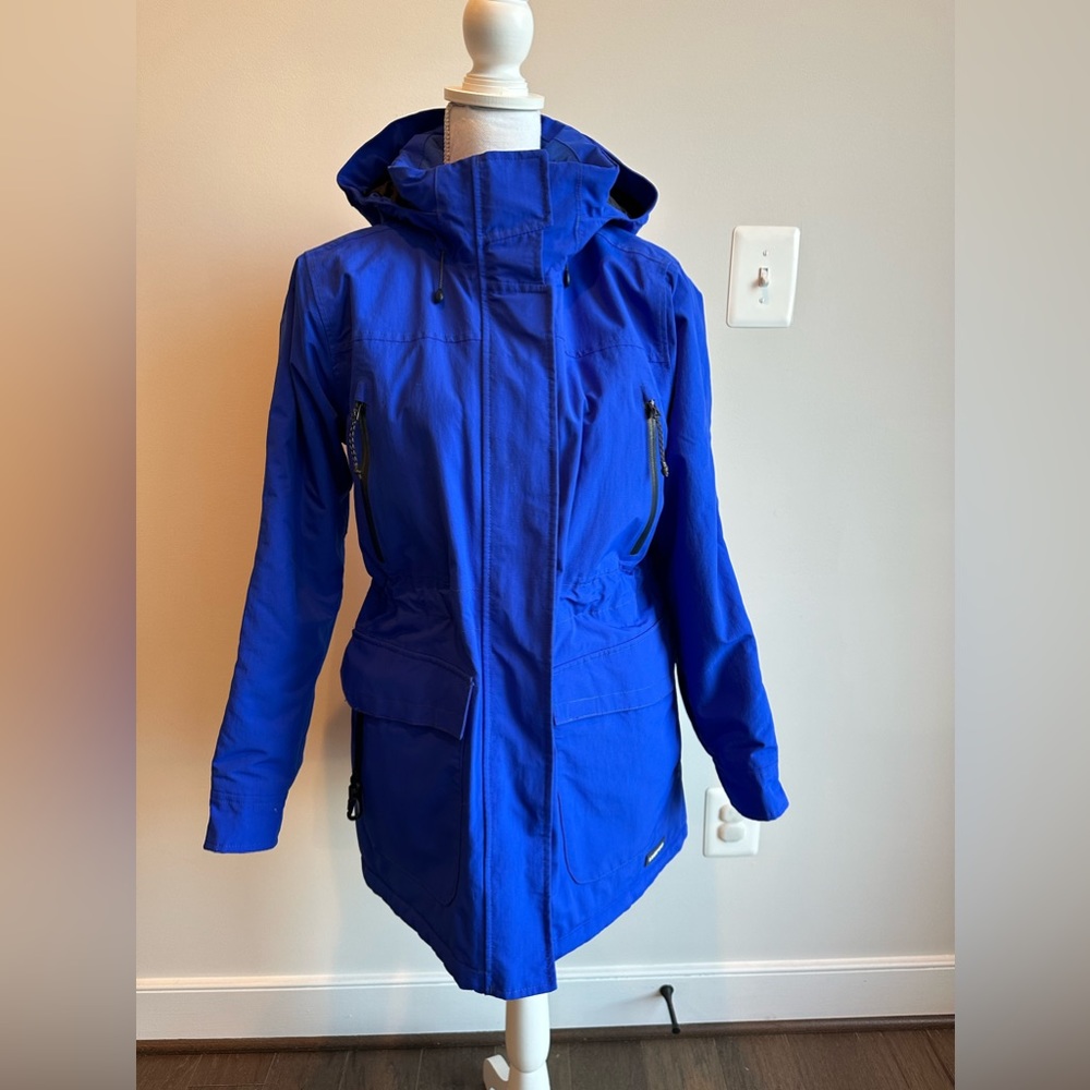 Lands End squall parka, size small (6-8) petite, like new!